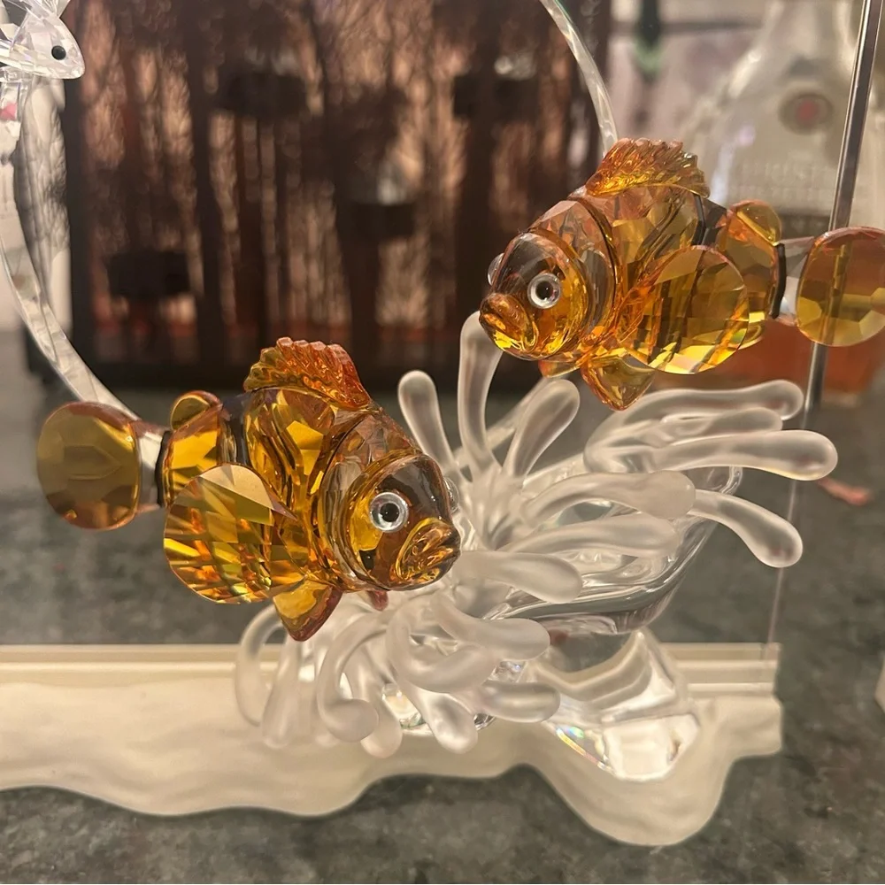 Elegant Crystal Fish Mirror Decor